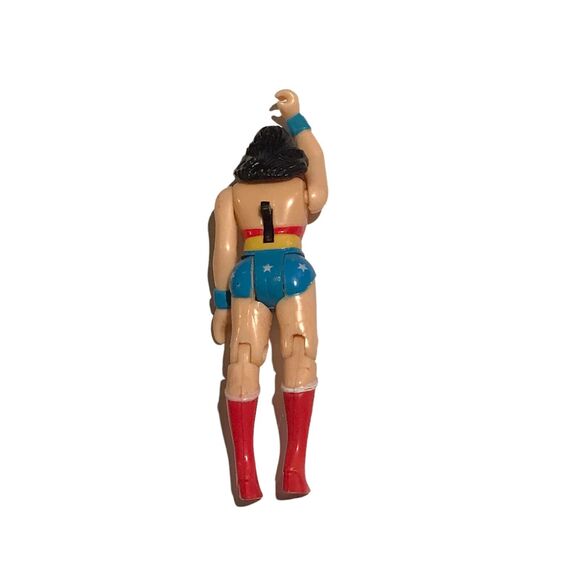 Vintage Toy Biz DC Comics Super Heroes Wonder Woman Figure 1989 Arm Actions - Picture 4 of 10